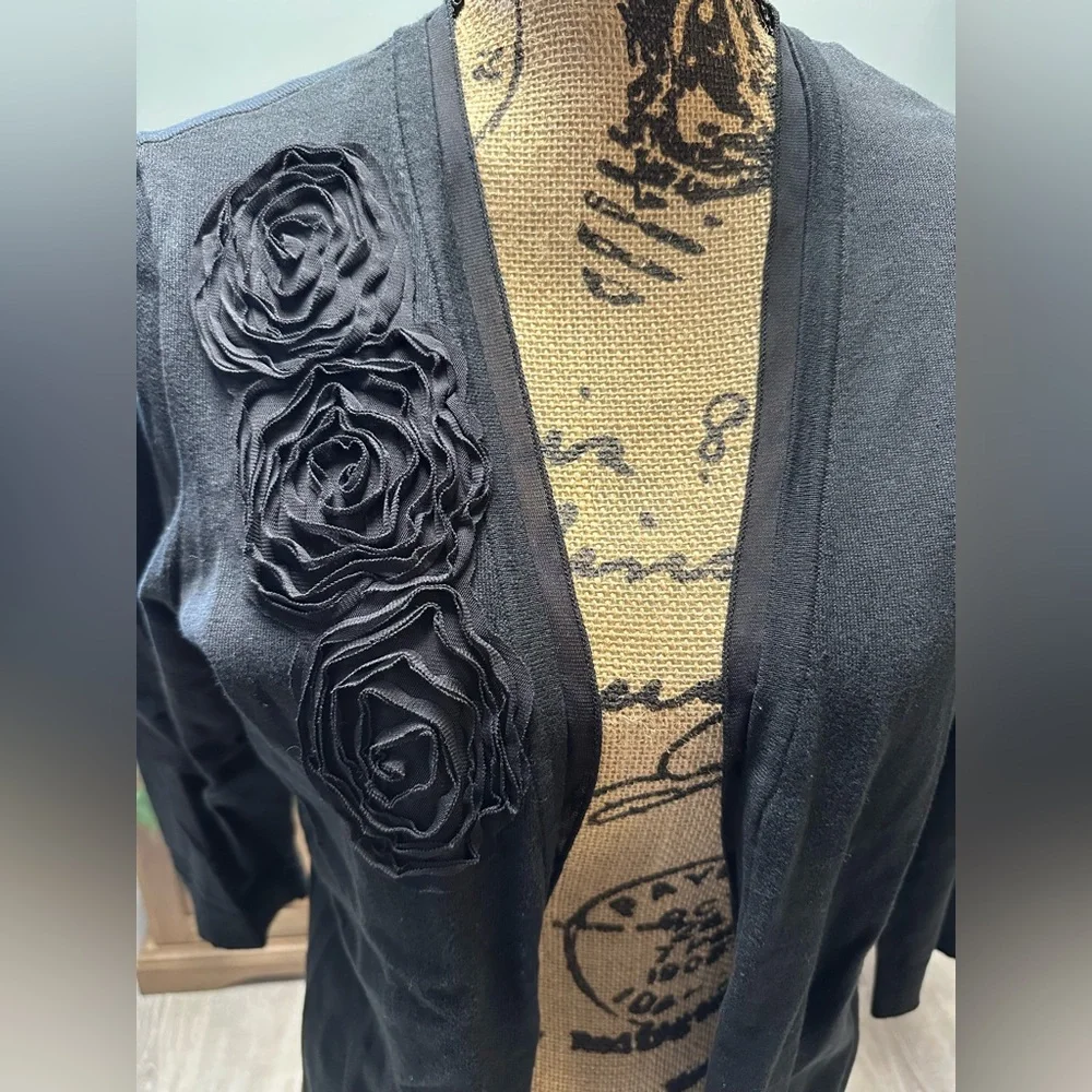 Anne Klein sweater, size M. Good condition. - Picture 2 of 5